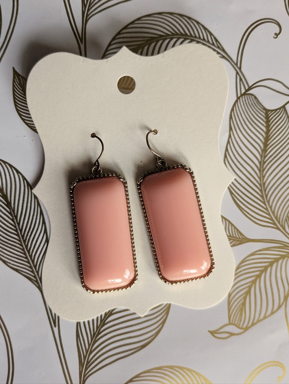 Pink - Picture 3 of 5